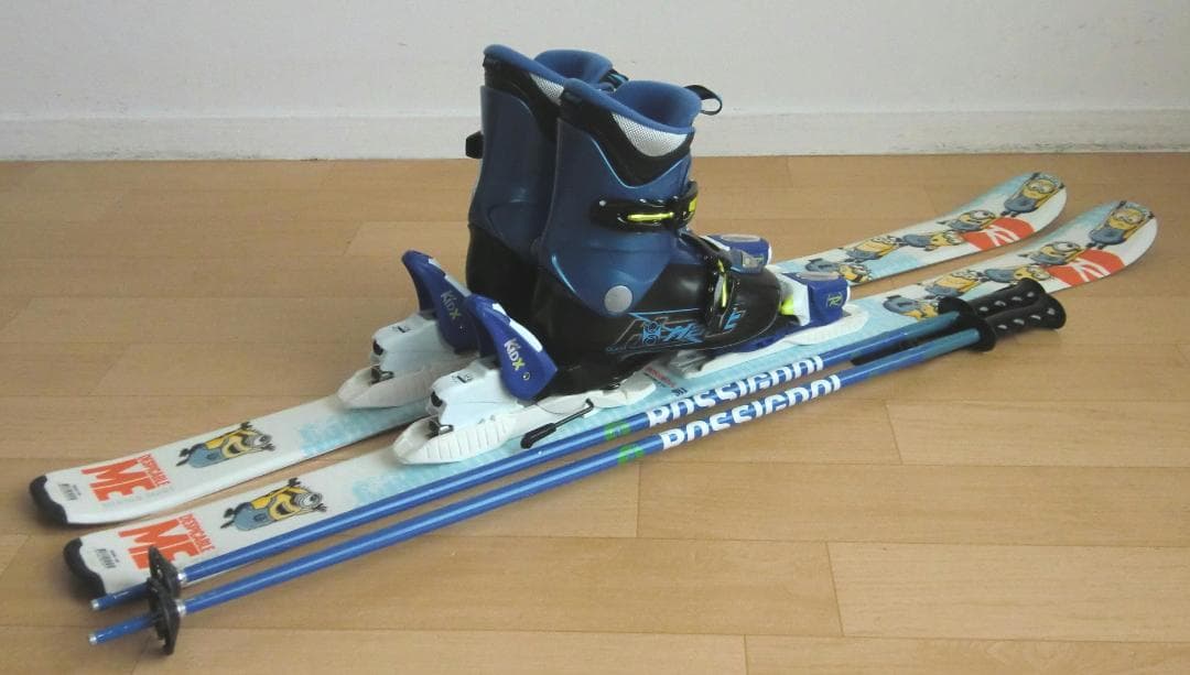 ■■送料無料■子供用スキーフルセット■板116靴22■WAX済■ミニオン■■