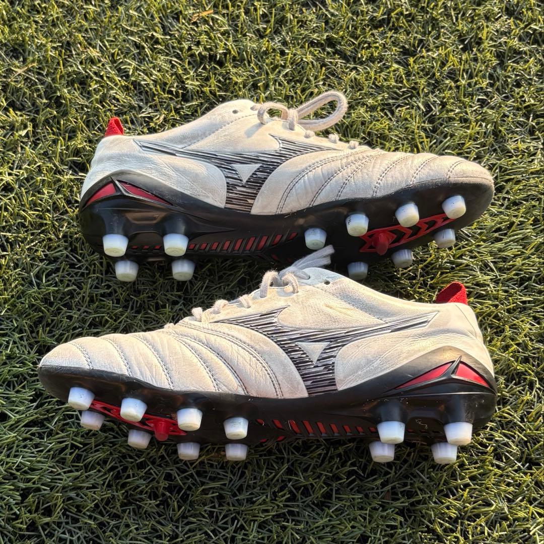 ミズノ　モレリアネオ4 24.5cm