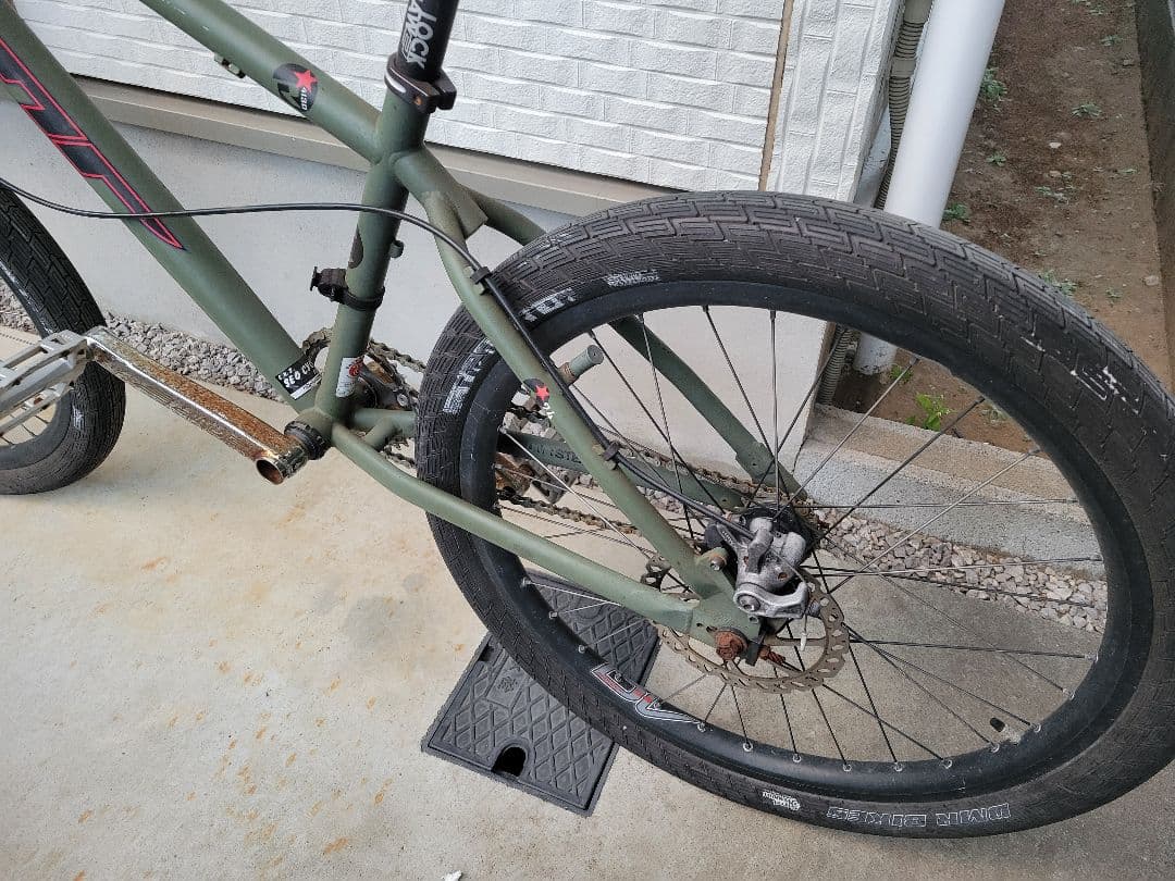 DMR マウンテンバイクオリーブグリーン修理必要箇所あり