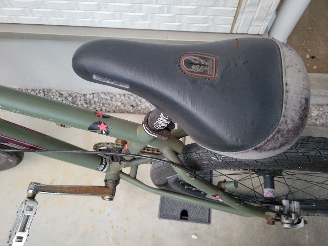 DMR マウンテンバイクオリーブグリーン修理必要箇所あり