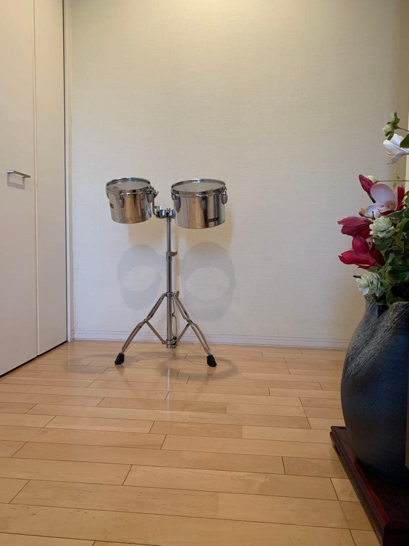 ティンパレス8 、10 スタンドは付きません