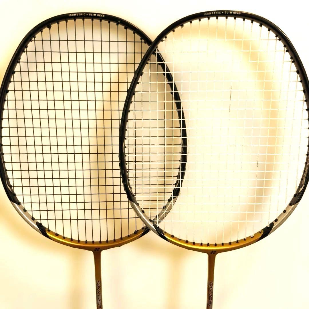 2本セット　ナノスピード８０００　ヨネックス　バドミントンラケット