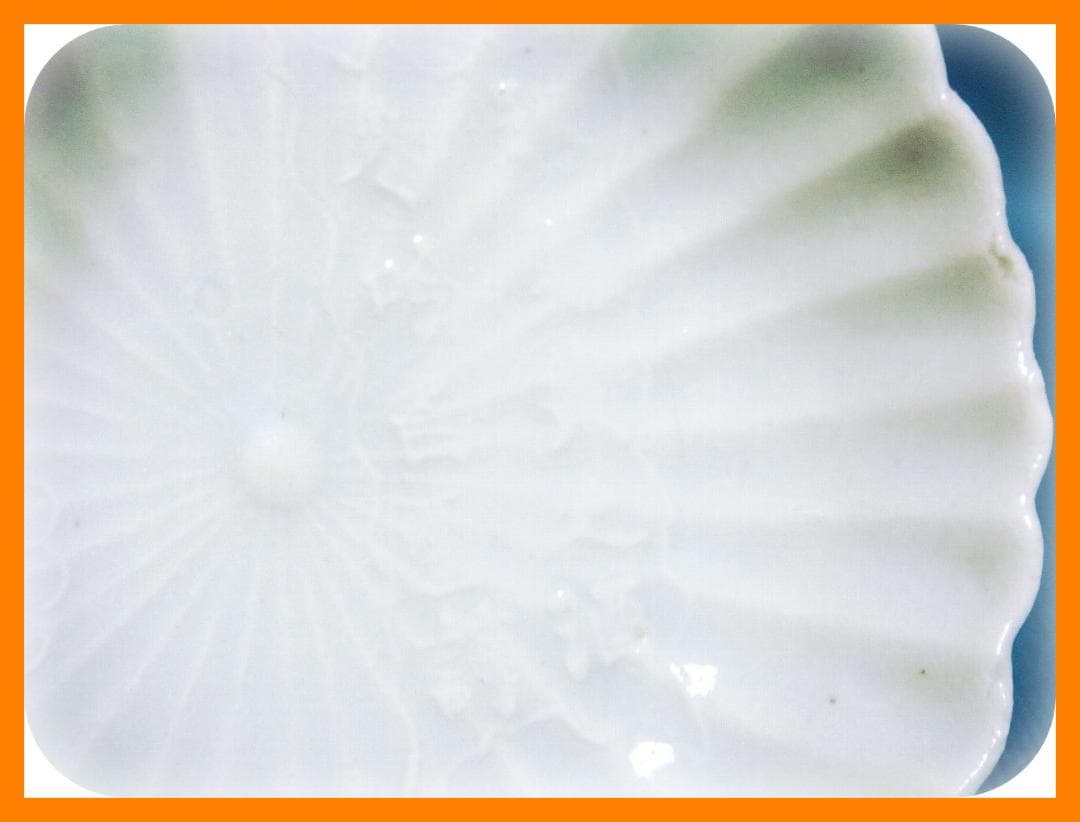 396『白磁 菊皿 小皿』　/骨董品 古美術 アンティーク 古玩