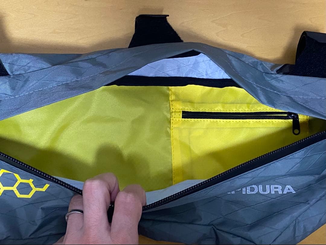 APIDURA フレームバッグ　Lサイズ