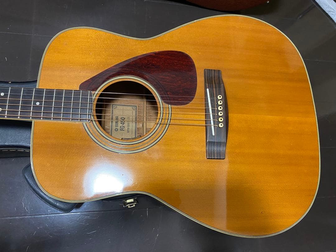 アコースティックギター　YAMAHA