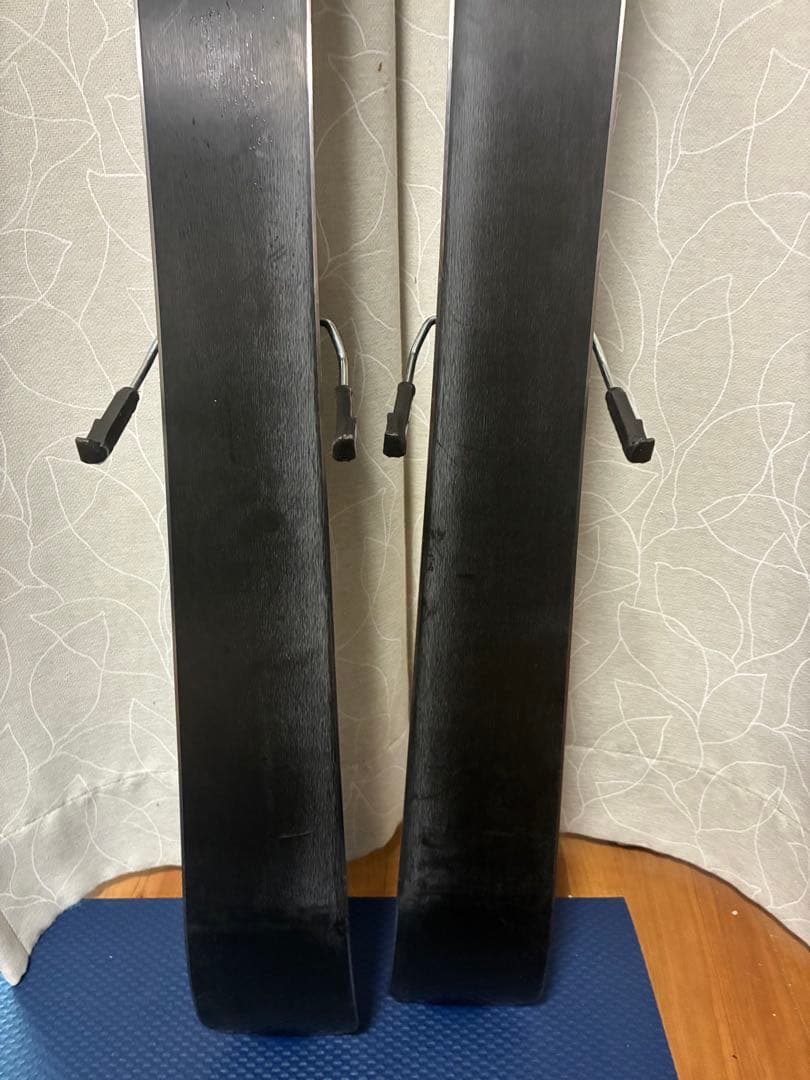 s*n様 【人気モデル】ZUMA ショートスキー KRUZ 125cm ルックビ