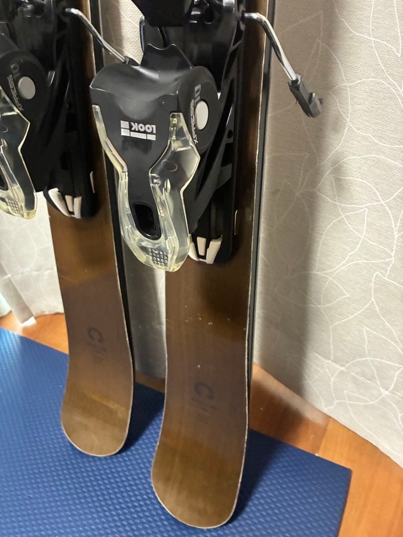 s*n様 【人気モデル】ZUMA ショートスキー KRUZ 125cm ルックビ