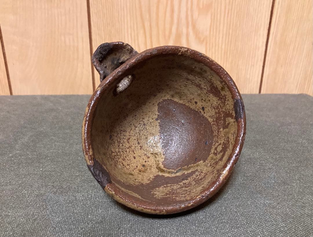 伊羅保 片口ぐい呑み (検索 古伊羅保 黄瀬戸 古唐津 酒器