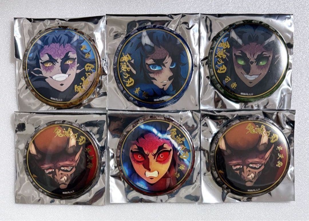 【新品】鬼滅の刃　終ノ巻　箔押し缶バッジ　B 半天狗　空喜　積怒　哀絶　可楽