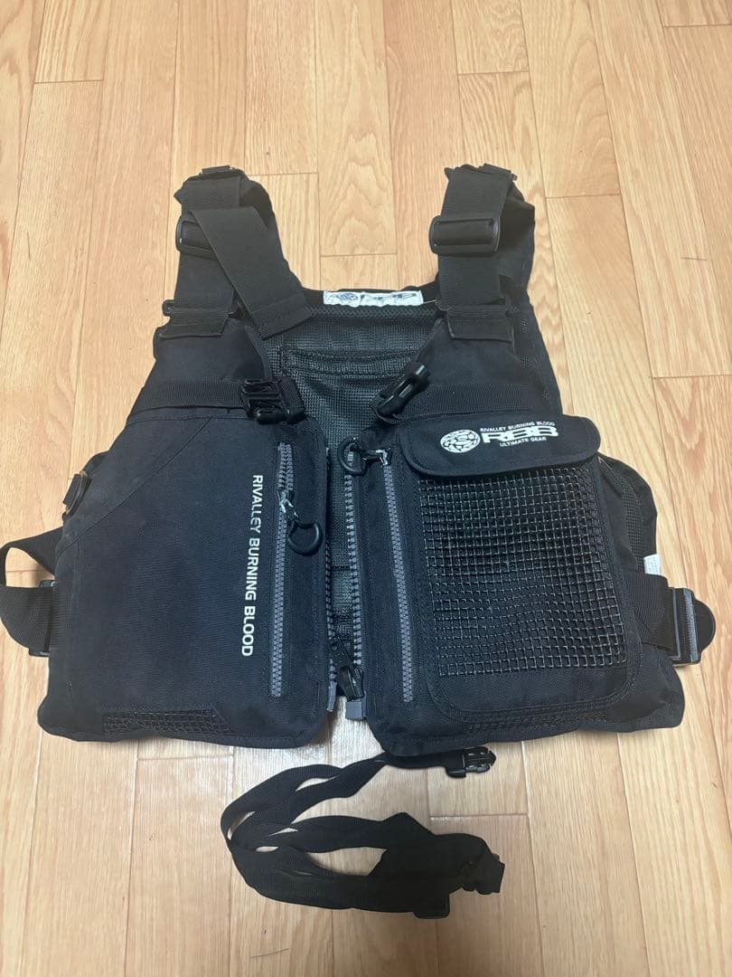 RBB リバレイ ロックショアベスト　フィッシングベスト　ライフジャケット