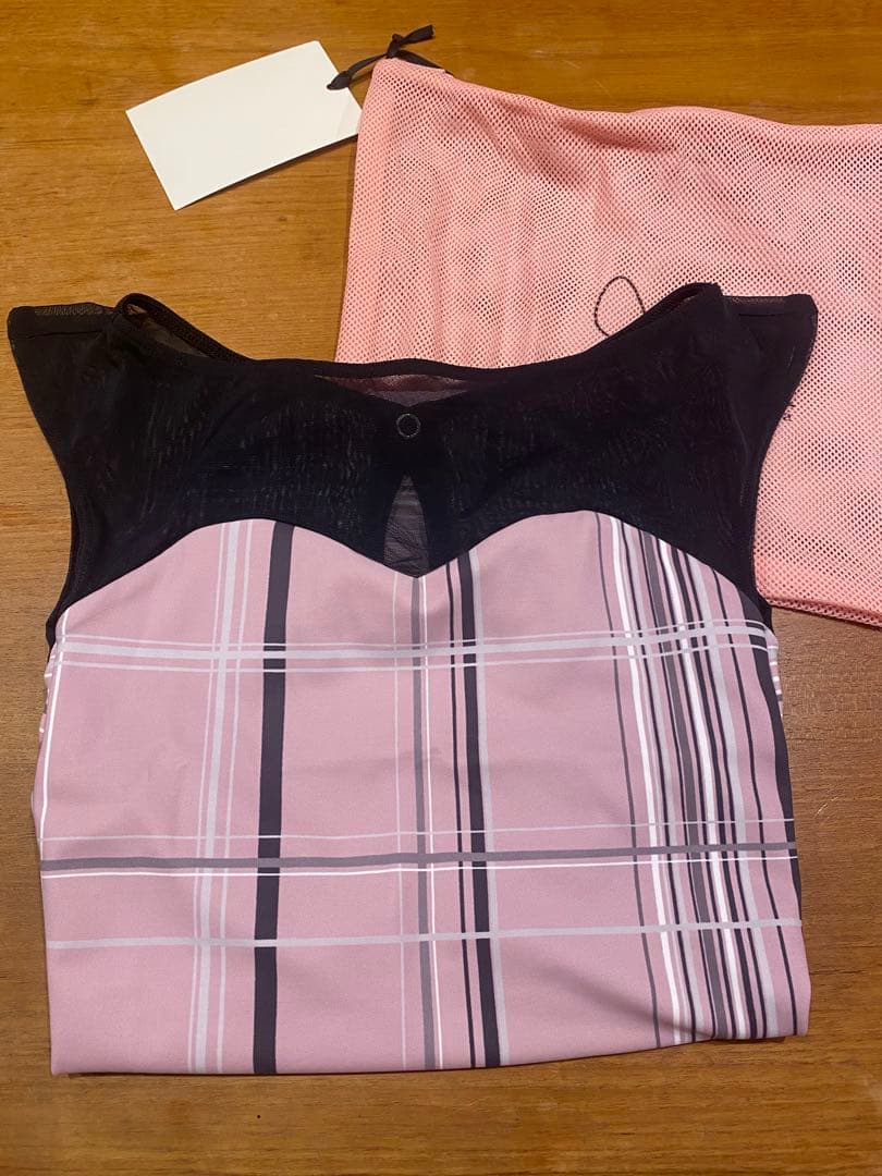 スティナ　新品未使用　タグ付き　レオタード　キッズJr M 140〜150