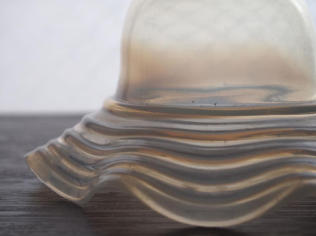 オパールガラス フリルガラス ランプシェード 大正ロマンオパールセント/K352