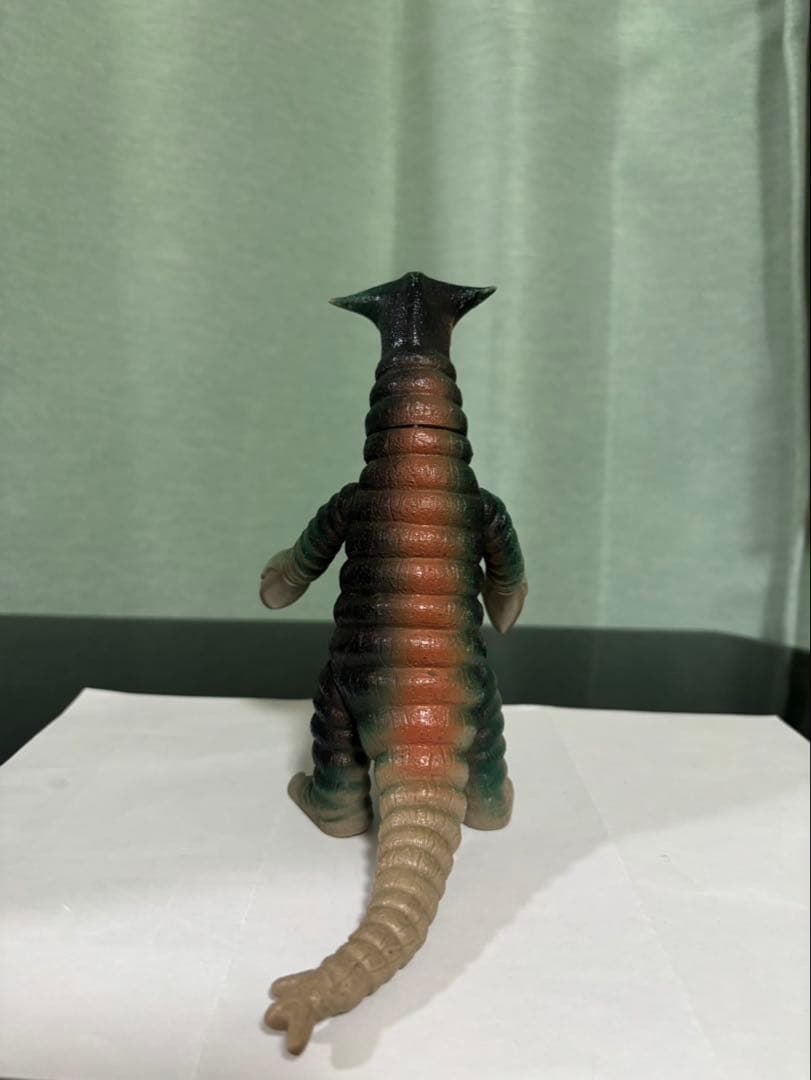 ウルトラ怪獣　ソフビ人形　サドラ