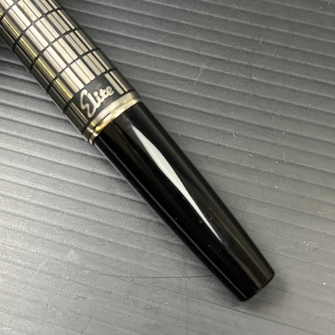 72 パイロット Elite エリート 18K-750 万年筆 格子柄 18金