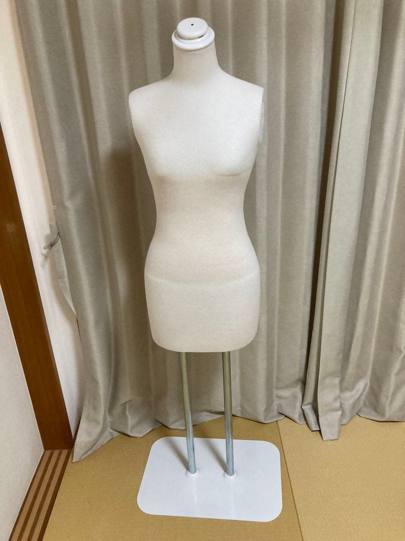 和装着付ボディ　腕・角型スタンド付き