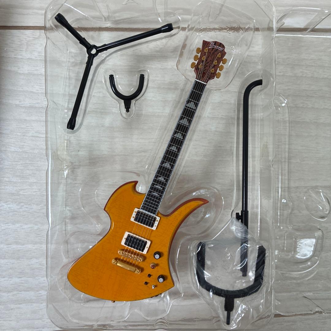 ☺︎hide ギターコレクション フィギュア