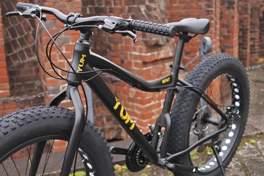 未使用ファットバイク26インチ×4.0☆21速ディスクブレーキファットバイク