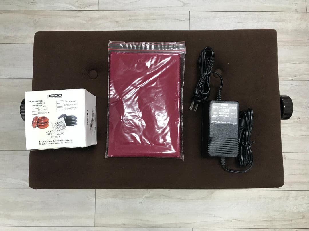 ★58971【アップライトピアノ】YAMAHA　YU5Wn 消音ユニット付き