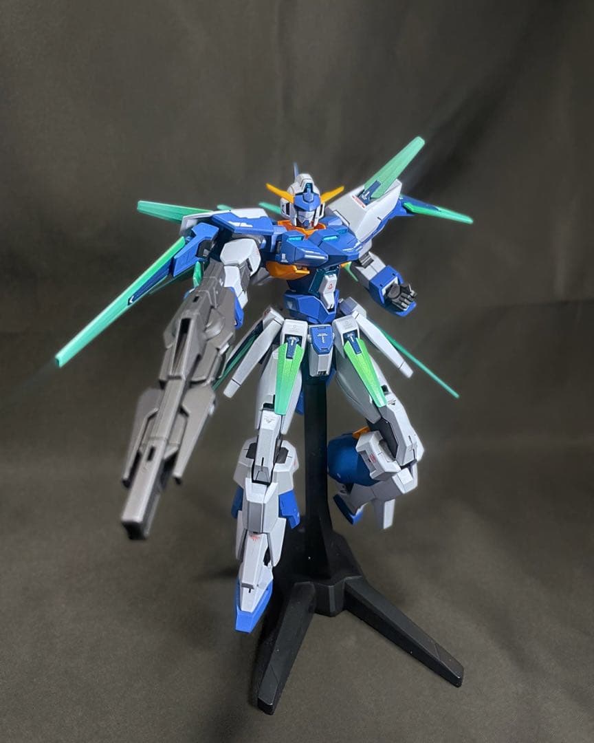 キ*キ様 ガンプラ 完成品 HG ガンダム AGE-FX 全塗装