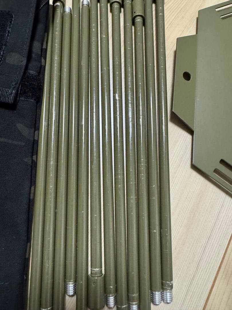 BRUNT トライベーション上下セット　オリーブ