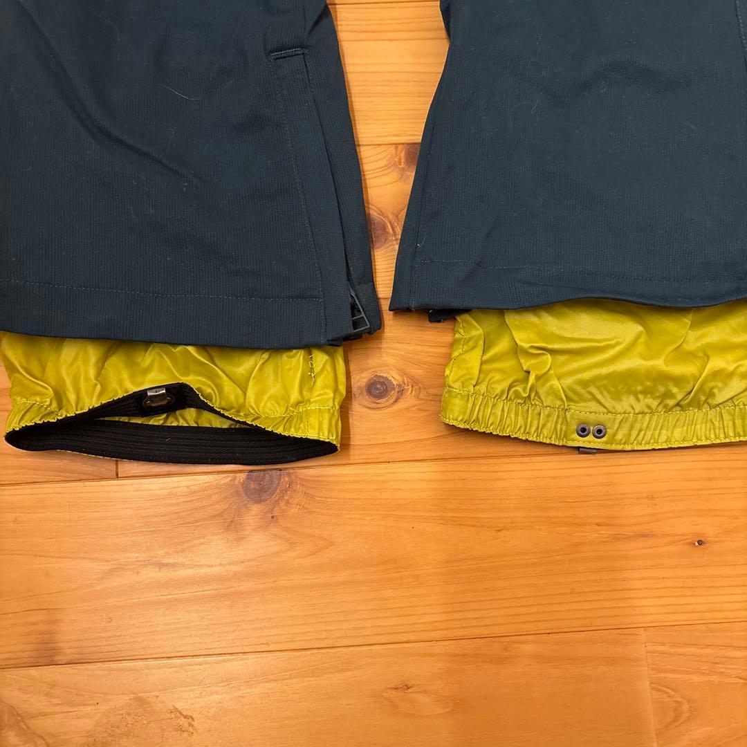 BURTON レディース　ガールズ　XS スノーボードウエア　上下セット