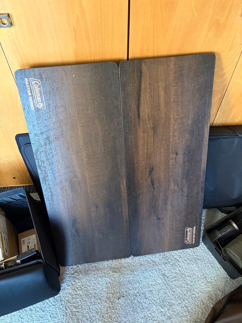 Coleman MASTER SERIES バタフライテーブル90