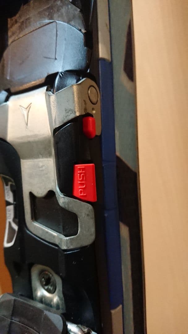 Atomic 181㎝ 簡単調整 270～360㎜ LT12 地域限定発送