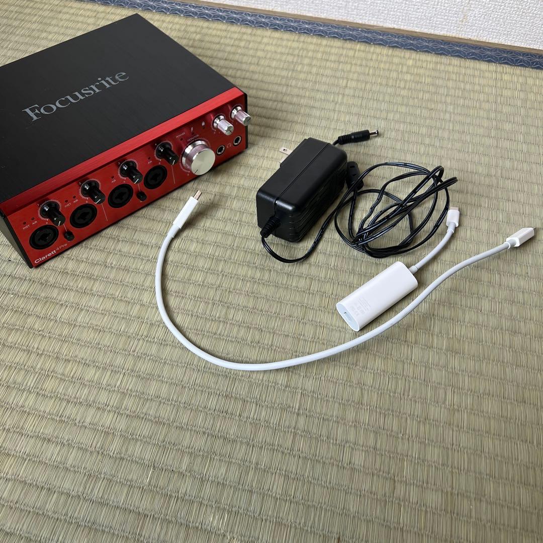 Focusrite Clarett 4Pre フォーカスライト