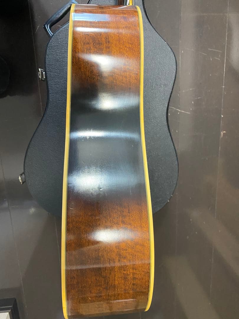 アコースティックギター　shiraki