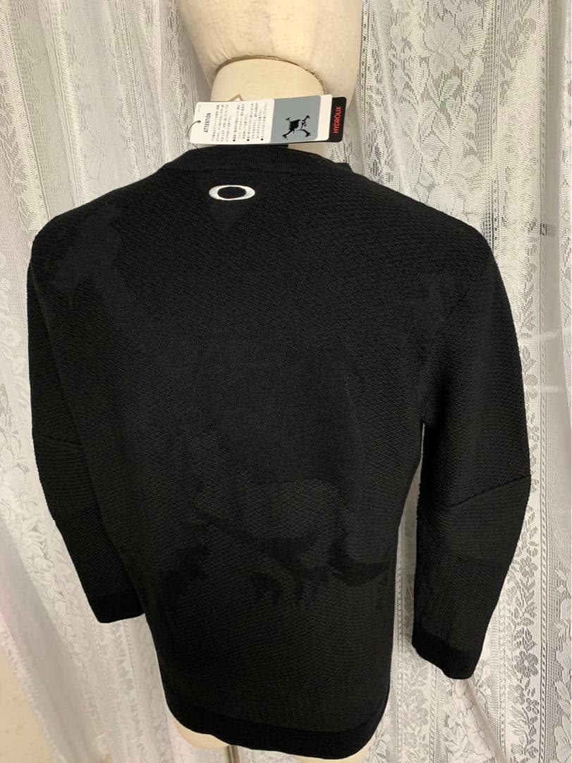 未使用！OAKLEY オークリー　GOLF 長袖　ストレッチニット　黒　Mサイズ
