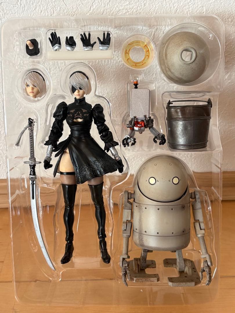NieR:Automata 2B フィギュア BRING ARTS