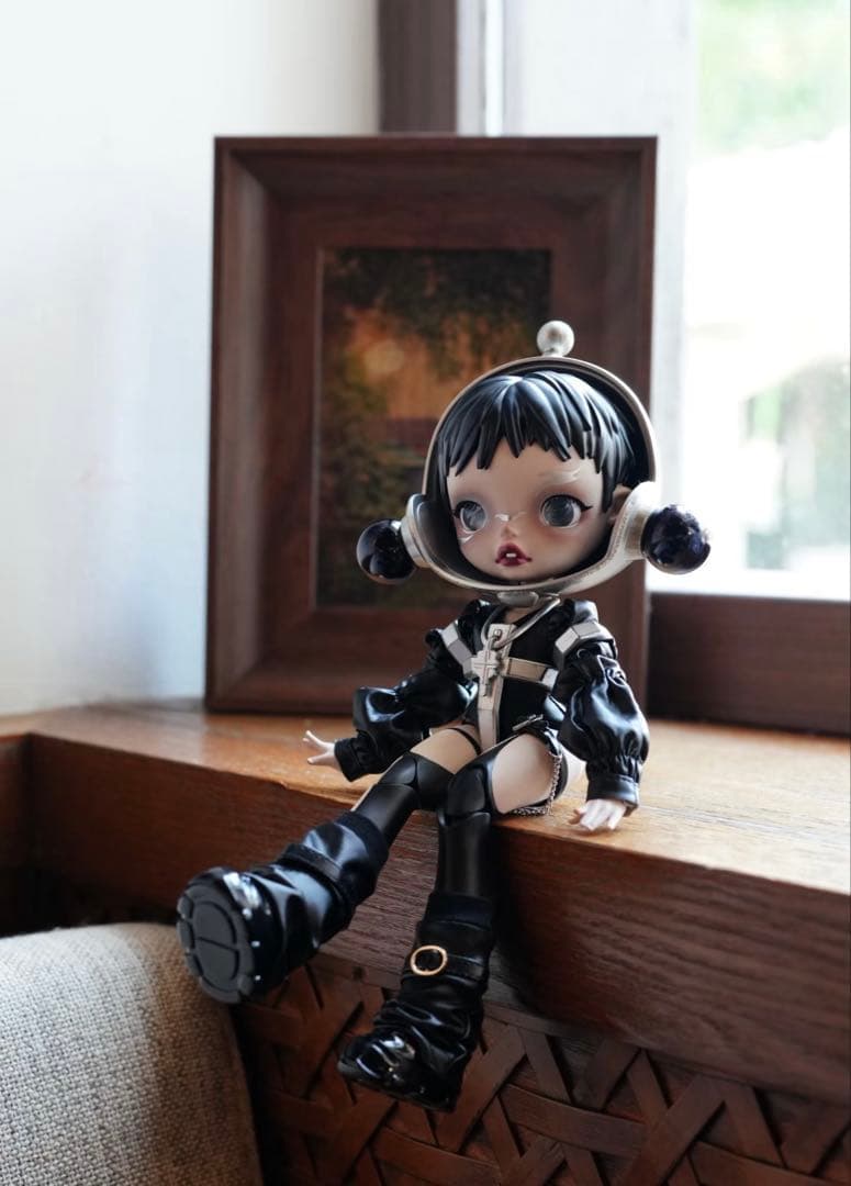 SKULLPANDA The Unknown 1/6 アクションフィギュア