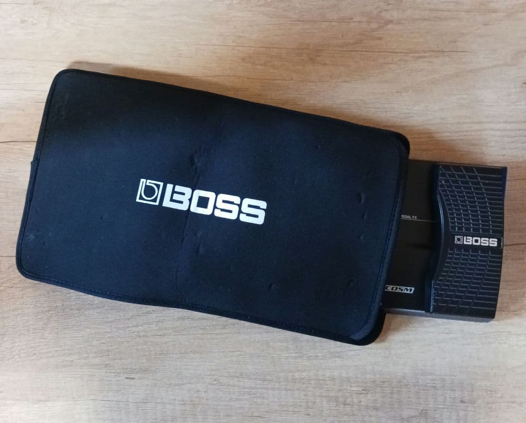 【美品】BOSS GT-1 ギターエフェクター　マルチエフェクター