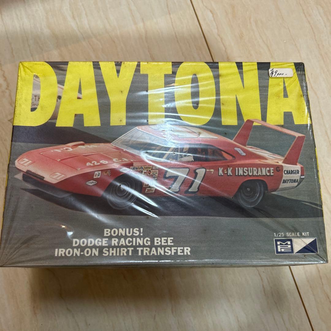 Dodge Charger Daytona 1/25スケールキット