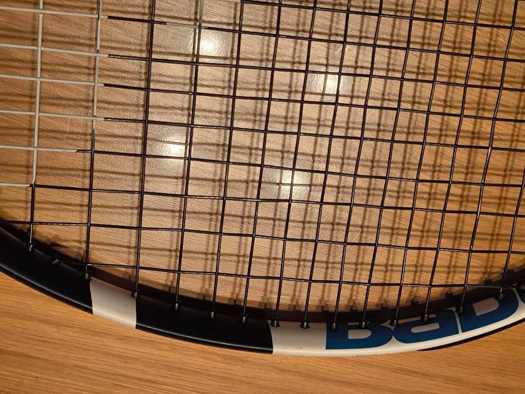 美品 バボラ テニスラケット Evo Drive Lite