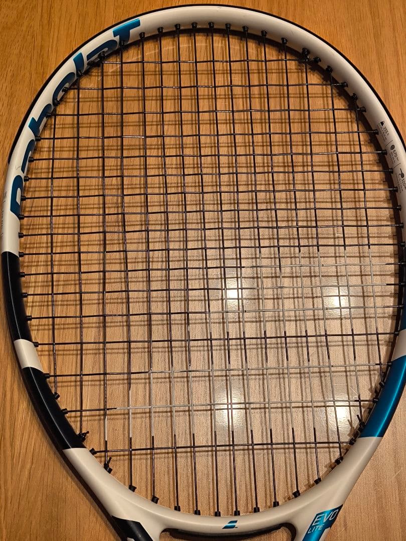 美品 バボラ テニスラケット Evo Drive Lite