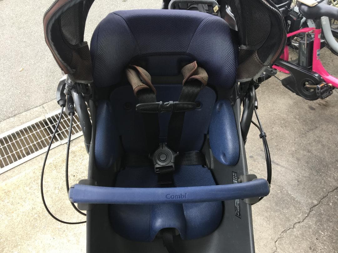 地域限定送料無料　ギュット　三人乗り　子供乗せ　16AH　赤　神戸市　電動自転車