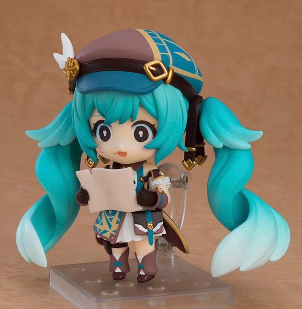 新品未開封　ねんどろいど 初音ミク 100番目の冒険Ver.特典付き ＋ポーチ