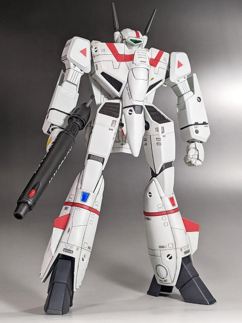プラモデル　プラマックス　1/72 VF-1 バルキリー　組立塗装済