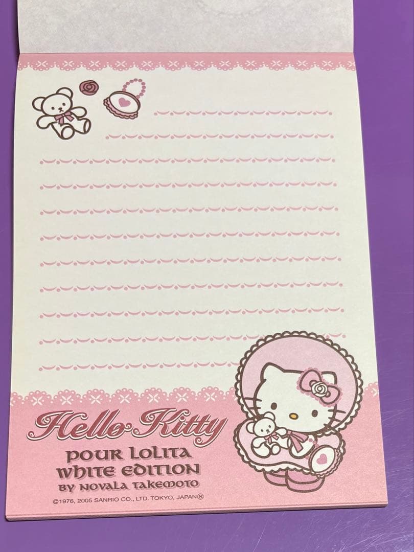 ハローキティ　メモ帳　ホログラムメモ　ロリータ　フリル　2005年製　日本限定