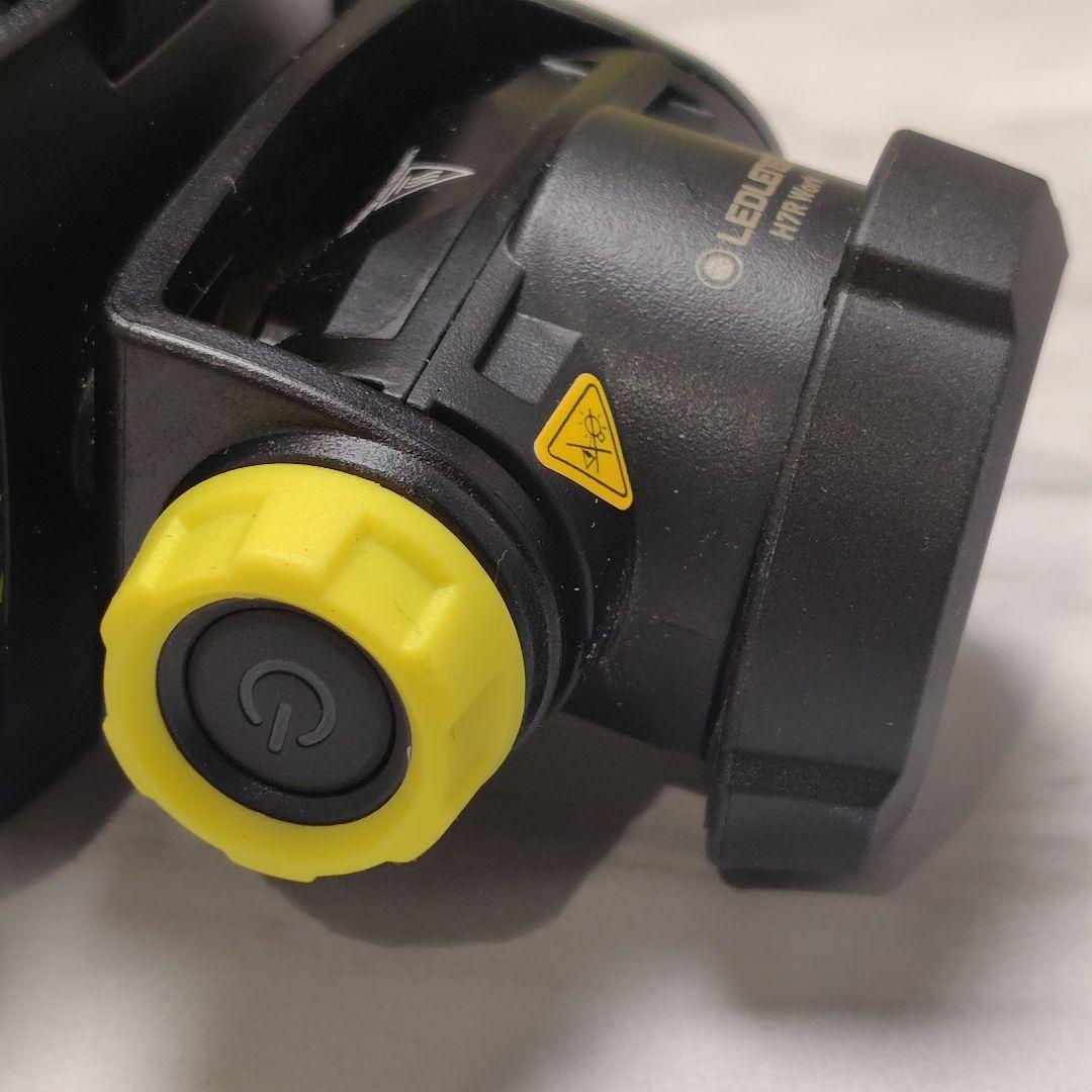 新品　未使用品　LED　ヘッドライト　レッドレンザ―　USB充電　502195