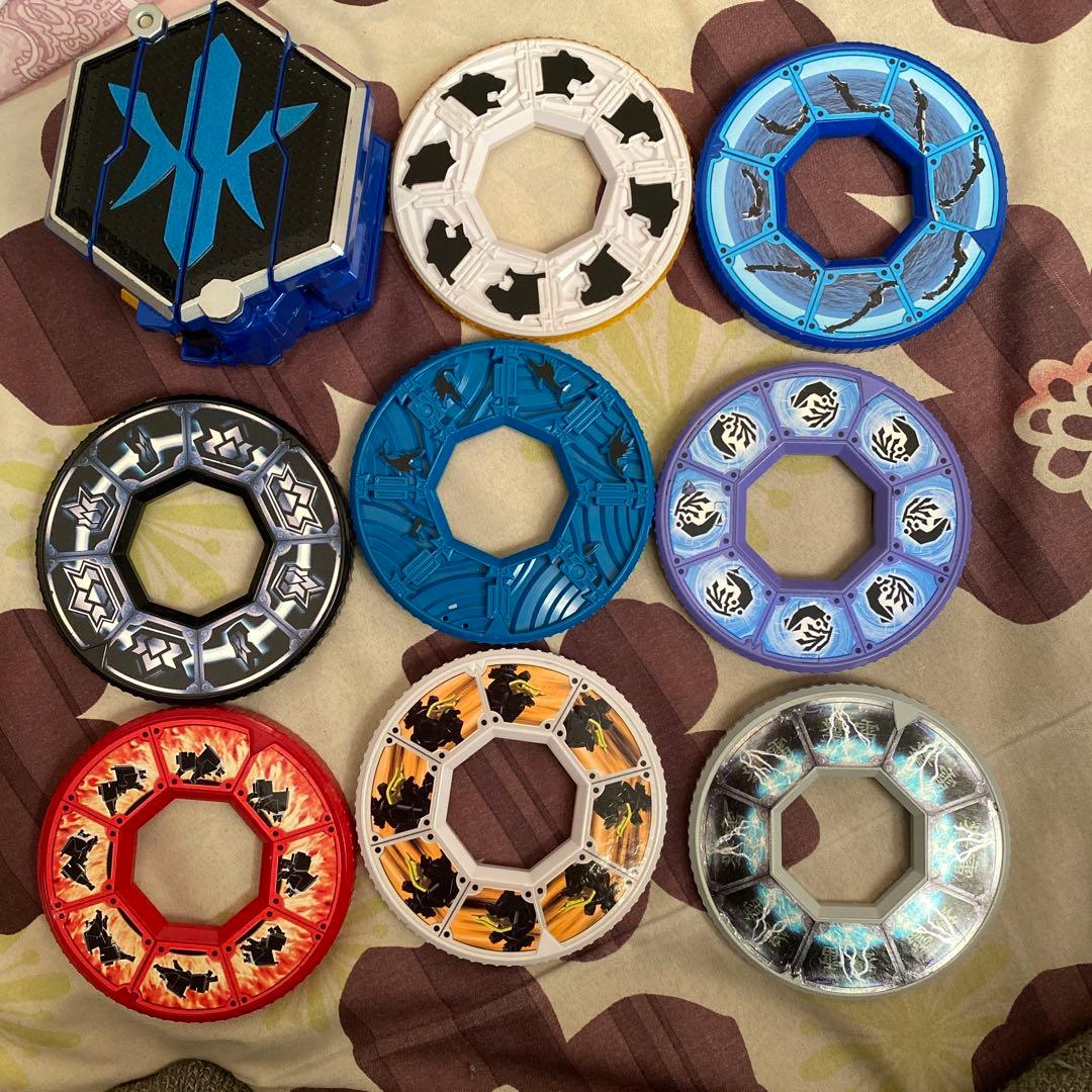 侍戦隊シンケンジャー ロボおもちゃ 秘伝ディスクと武器