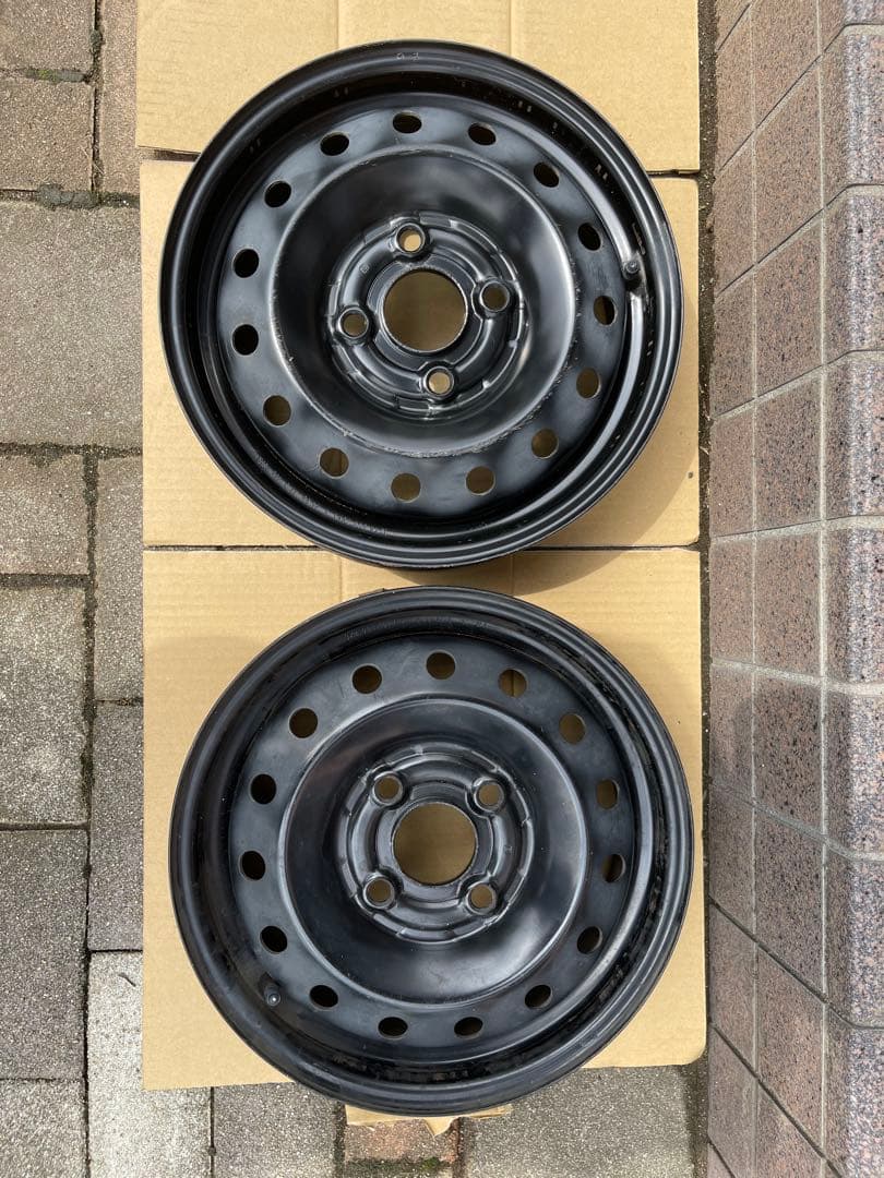 スチールホイール