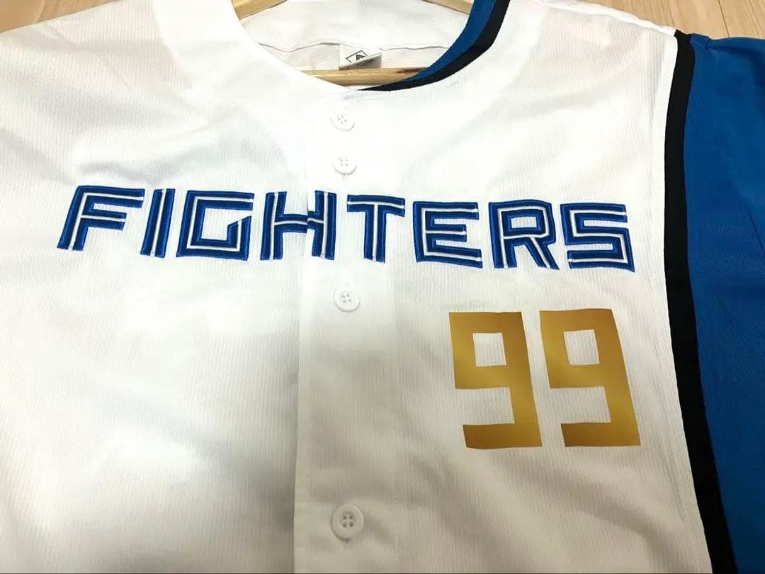 【希少】レイエス 月間MVPユニフォーム【日本ハムファイターズ】Lサイズ