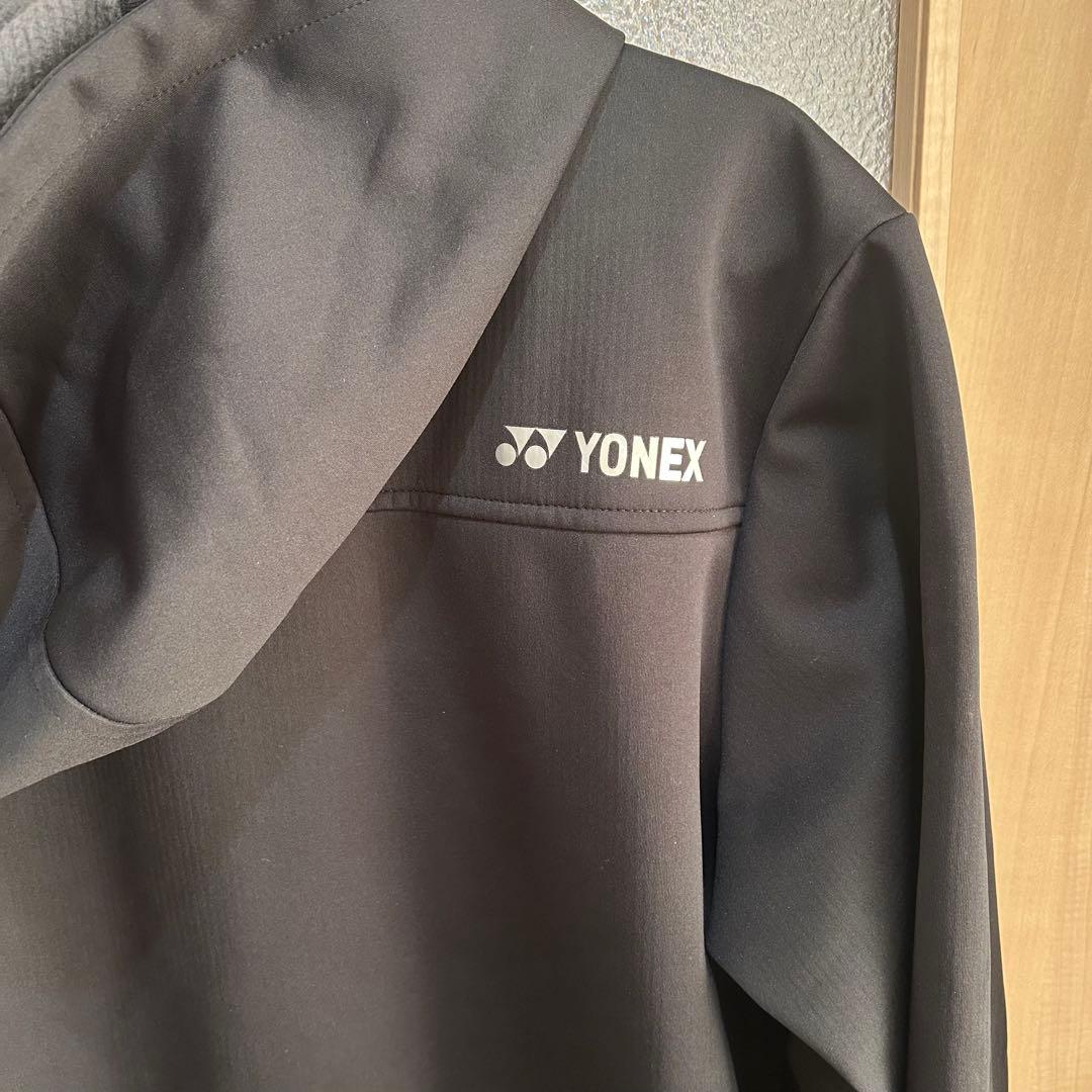 YONEX フード付きジャケット ブラック　ヒートカプセル　Mサイズ