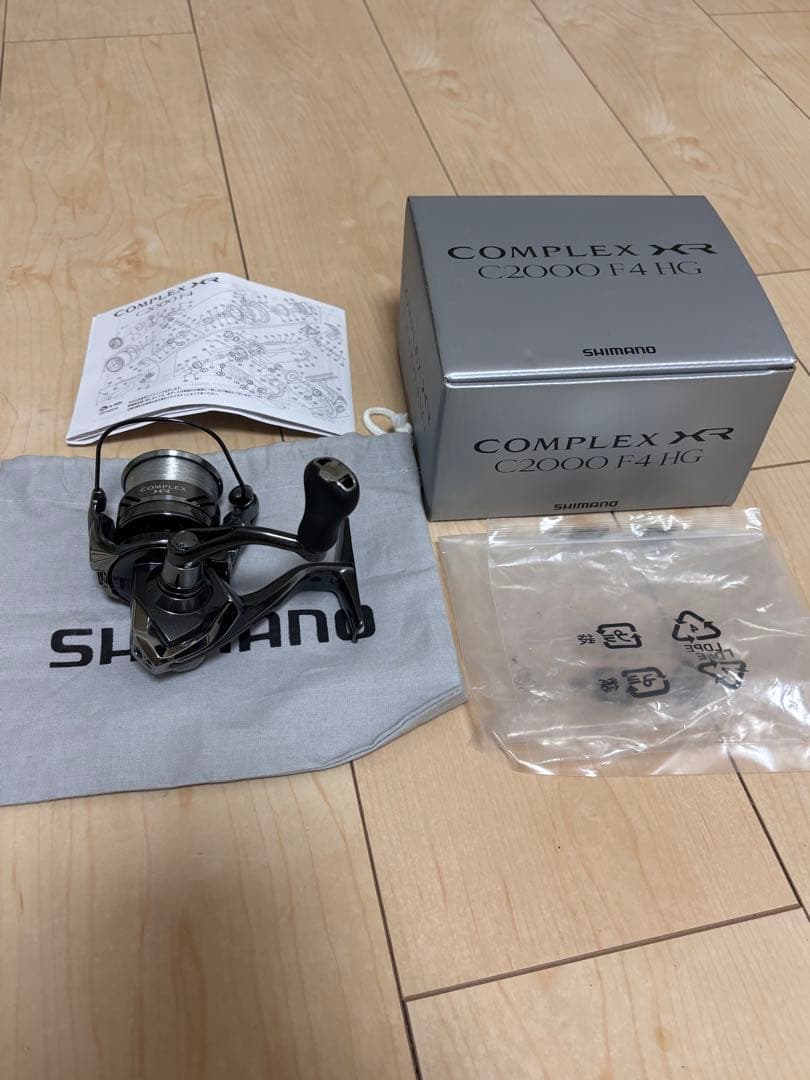 シマノ 21 コンプレックス XR C2000 F4 HG 極美品