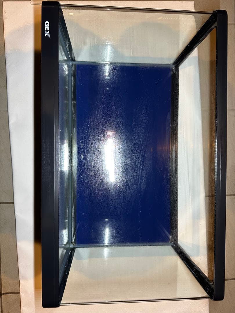 ６０センチ　水槽　曲げガラス　ライト　上部フィルター　GEX