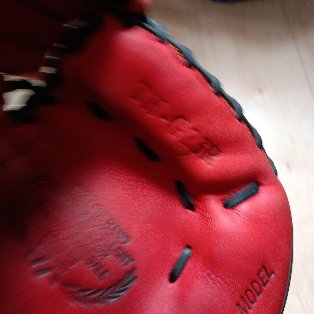 ハタケヤマ 軟式キャッチャーミット 相川限定モデル