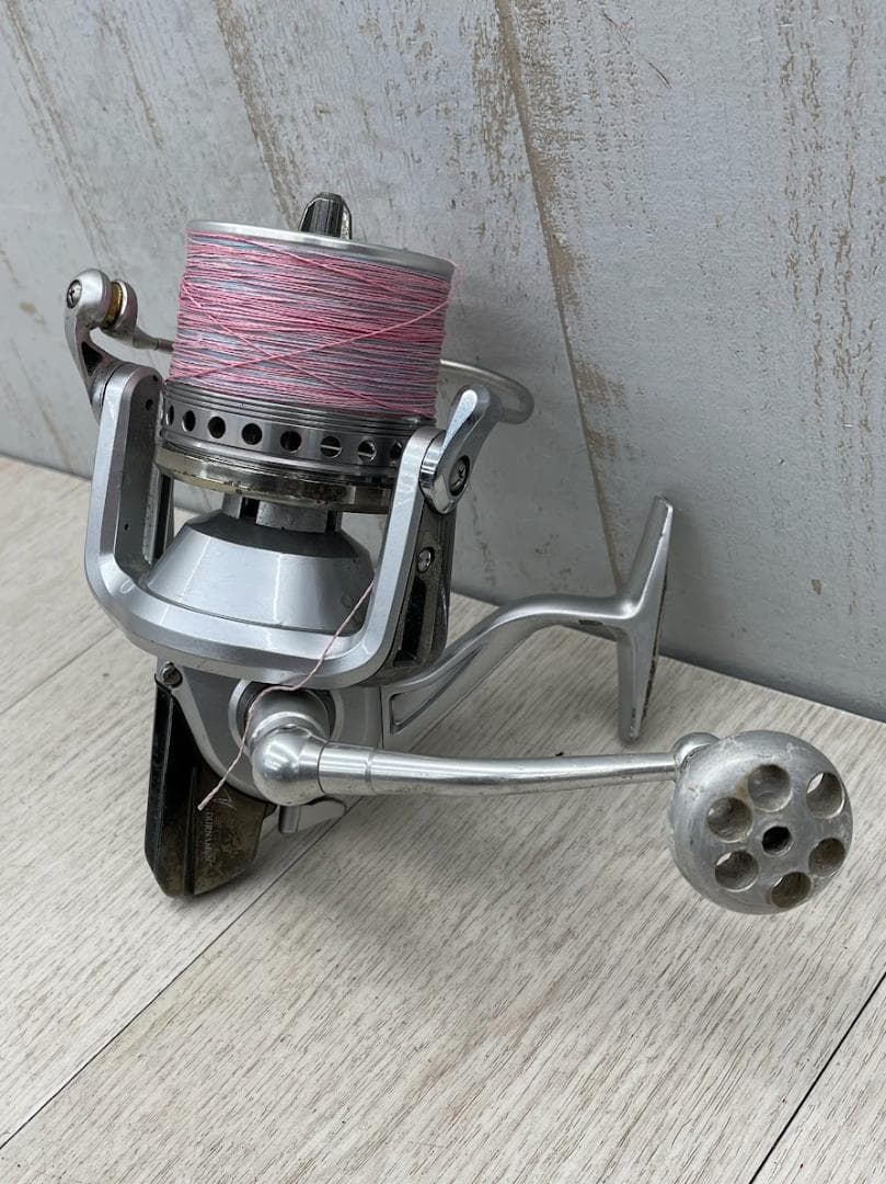 ダイワ トーナメントサーフ 35 スピニングリール TOURNAMENT