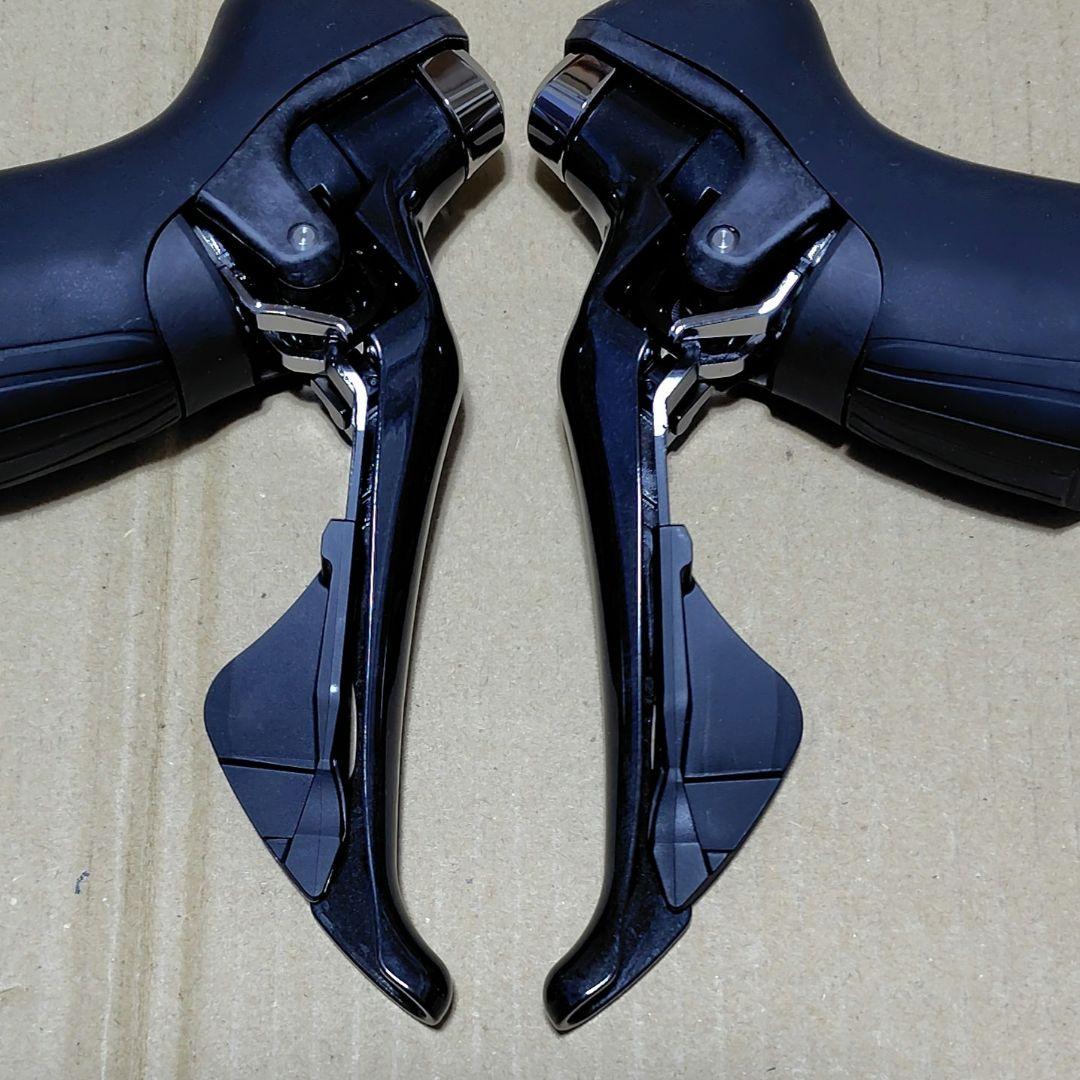 SHIMANO シマノ ULTEGRA ST-R8000 2x11S